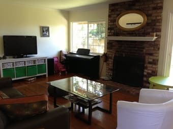 Need roommate ASAP for gorgeous 3br/1ba house in Menlo Park 1