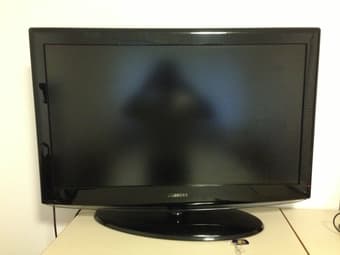 37" LCD samsung TV - MULTI SYSTEM - Can play all kind of formats!!! 1