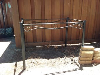 FREE metal base for 4-person dining table 1