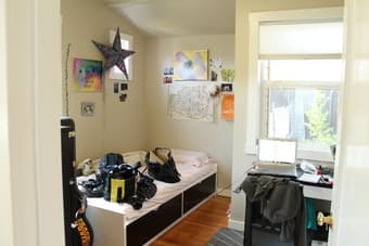 Sublet in beautiful Menlo Park cottage! 1