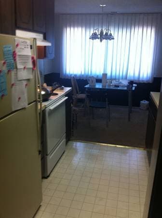 $500 room avail late aug $500 (mountain view) 1