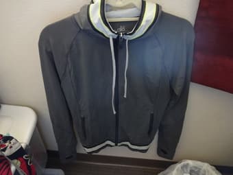 women/mens clothing (size XS-M) & miscellaneous items 2