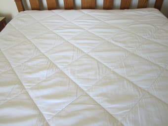 Mattress protector, perfect for EV bed - $10 2