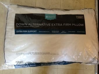 Pillow, bathroom mat, waste basket, stool, contour mat 3
