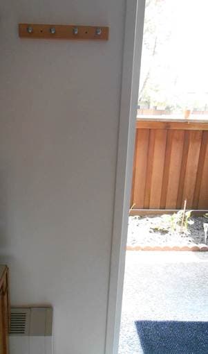 hanger for door or wall. $1,50 3
