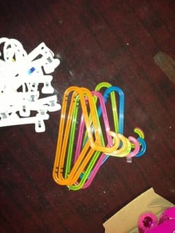 30 kids hangers - only $ 3 !! 1