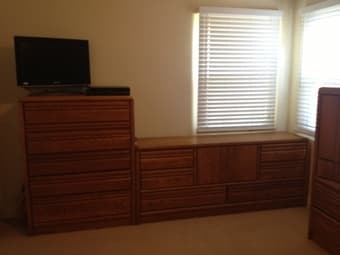 Cal King Bedroom Set with 2 dressers 2