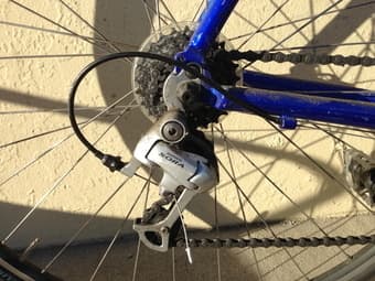 Aluminum 55cm Road Bikes Only 6 Months Old $450 2