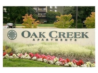 Rooms for share for fall quarter or academic year in Oak Creek 1