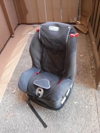 FS: car seat for sale (upto 25 kg) 1