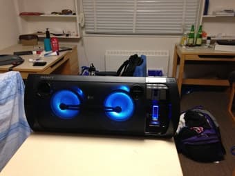 Sony - 420W Speaker System. $300 1