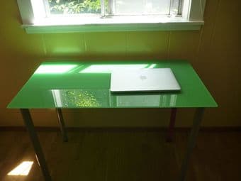 very cute desk/table 1