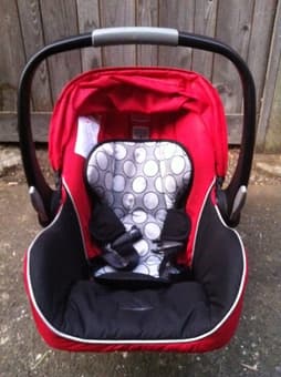 baby items for sale-car seat, high chair, bath tub, nursing pillow 1
