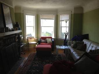 $1250 Roommate Needed in Charming 3 Bedroom in SF (bernal heights) 2
