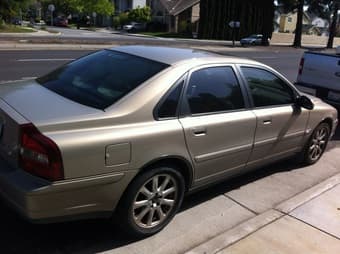 Moving Sale---VOLVO S80 $4500, price negotiable 1
