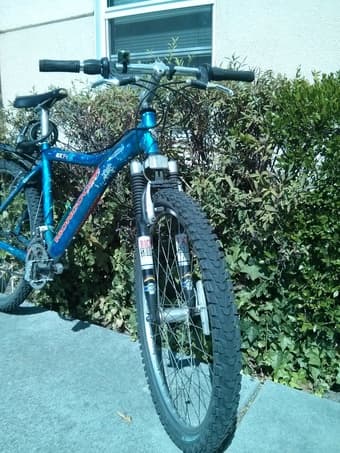 Mongoose NX 7.1 Pro Men's Mountain Bike - $200 2