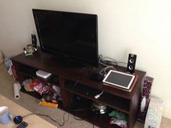 HDTV with TV unit and speaker system 3