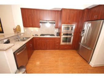 1 bedroom in 3bdrm/3ba townhome - Academic year - 10 min to campus 2