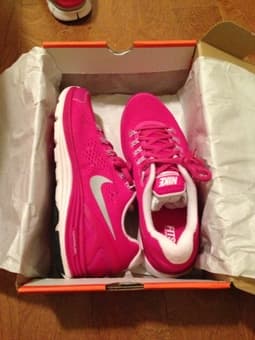 BRAND NEW Women's Nike Running Shoes. Lunar Glide Size 10 $70 OBO 1