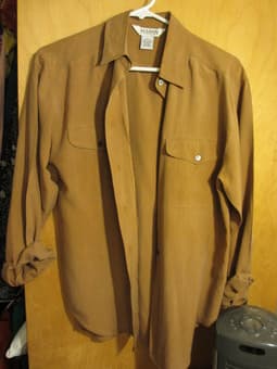 Selling women's clothes, most size S, CHEAP and must go soon! 2