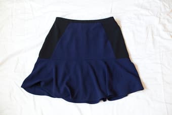 FOR SALE: Women's clothing (size 2-4) 3
