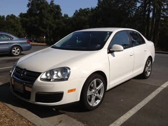 2009 Volkswagen Jetta S California Edition *Under warranty*: $12,000 1