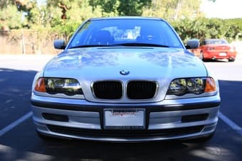 2001 BMW 325i Sedan, Low Miles, Silver/Black, Superb Condition 1