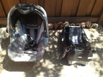 Britax Carseat $15 MUST GO ASAP 2