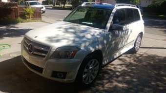 2010 Mercedes GLK 350 only 20k miles with warranty to June 2014 2