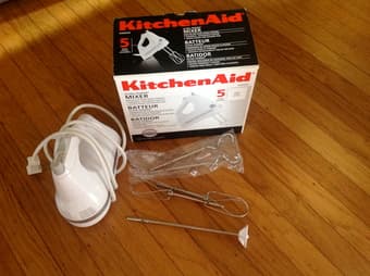 Kitchenaid hand mixer $15 1