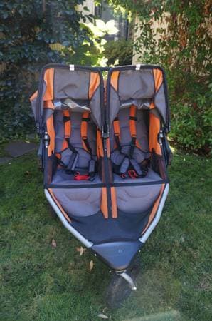 2013 BOB Revolution SE Duallie Stroller 2