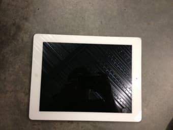 16GB retina display 4th Generation iPad- $350 obo 1