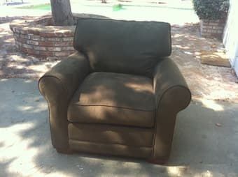 ★★Sofa, arm chair, TV, and other living room furniture 1
