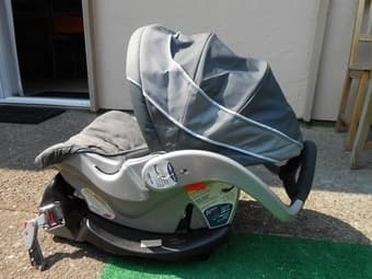 Baby carseat! 3