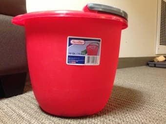 Bucket (9.5L) for $3 1