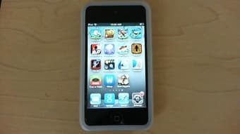 Ipod Touch 4th Gen 32GB - $160 1