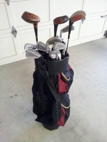 Full Set Wilson Golf Clubs with Carrying Case / $50 1
