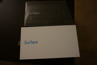 Microsoft Surface Pro 256 GB - New for 1000$ 1
