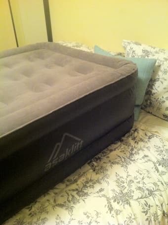 Comfortable Air Mattress with Electric Pump - $50 2