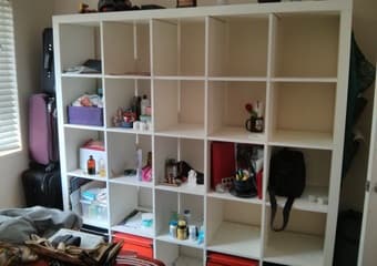 Bookcase/shelving unit 1