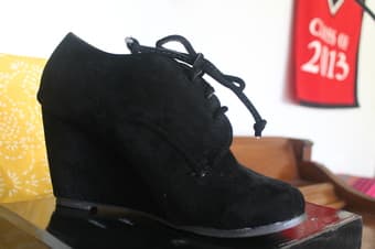 Black Faux Suede Lace-Up Ankle Wedge Booties, size 8 :] 1