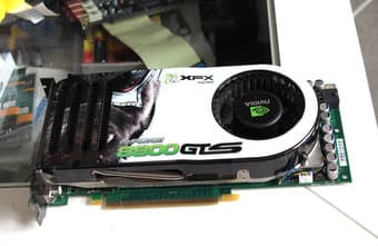 XFX GeForce 8800 GTS/640MB320bit/SLI/PCI-E/Dual DVI $25 2