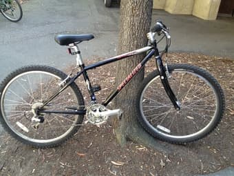 Specialized Hard Rock Mountain Bike - 40cm - $75 1