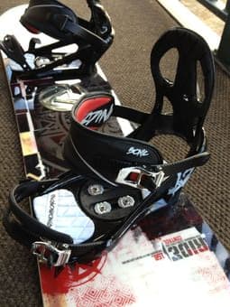$300: RIDE Snowboard + Sonic Bindings + Burton Boots + Bag 3