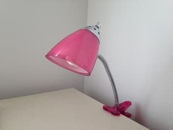 desk lamp $5 1