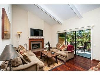 2BR Condo with Spectacular Views in San Carlos 20 Min. from Campus 2