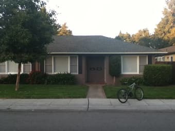Menlo park studio sublet December 21-jan 3rd, 900$ 1