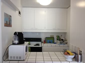 EV 1 BR for sublet - Dec 13 to Jan 4 1