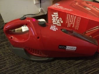 Cordless Vaccum Cleaner ($20) 1