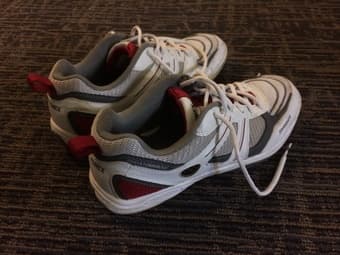 Yonex badminton shoes 1